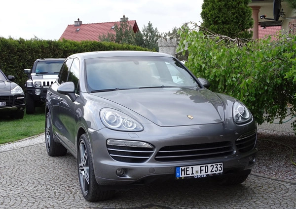 Porsche Cayenne cena 67700 przebieg: 221900, rok produkcji 2011 z Kałuszyn małe 742